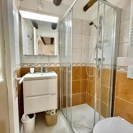 Апартаменты Acquassoma Vielle Duplex Ментона